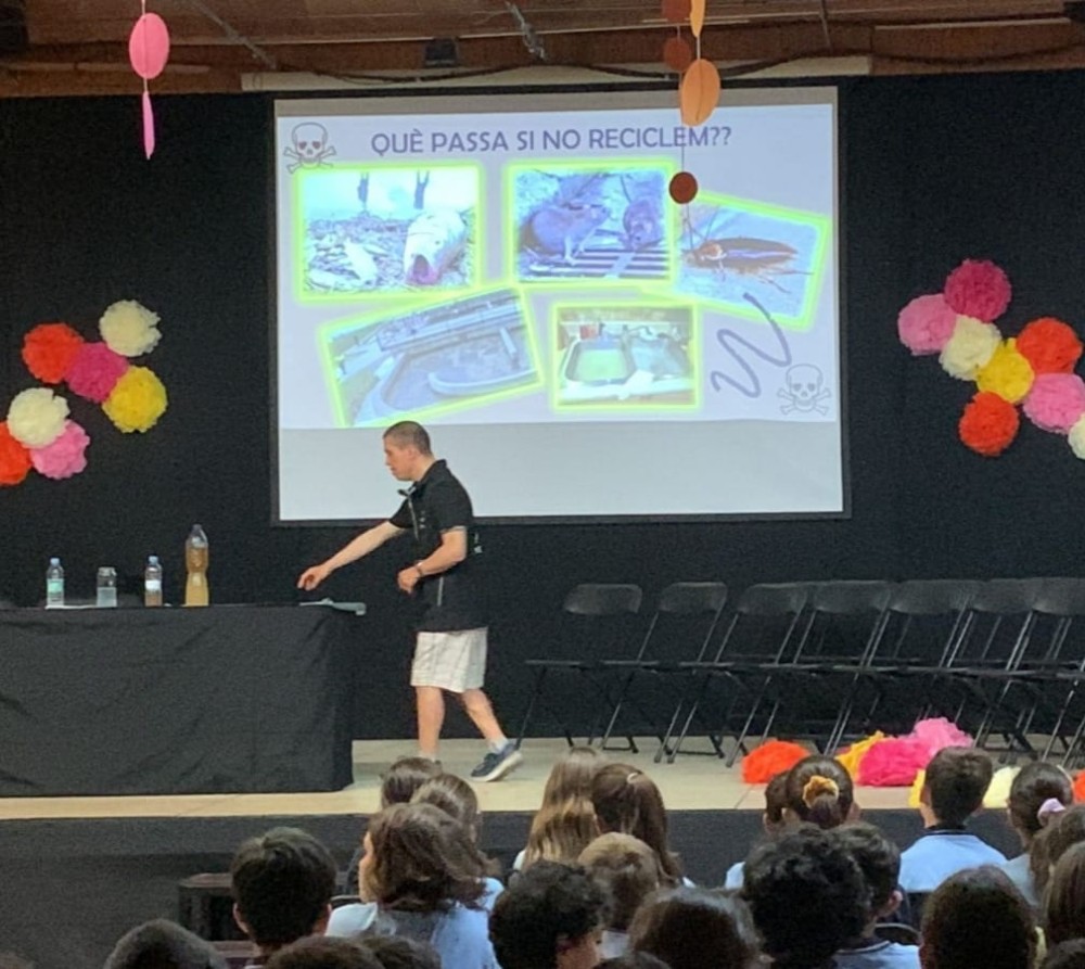 Charlas formativas a colegios sobre la importancia